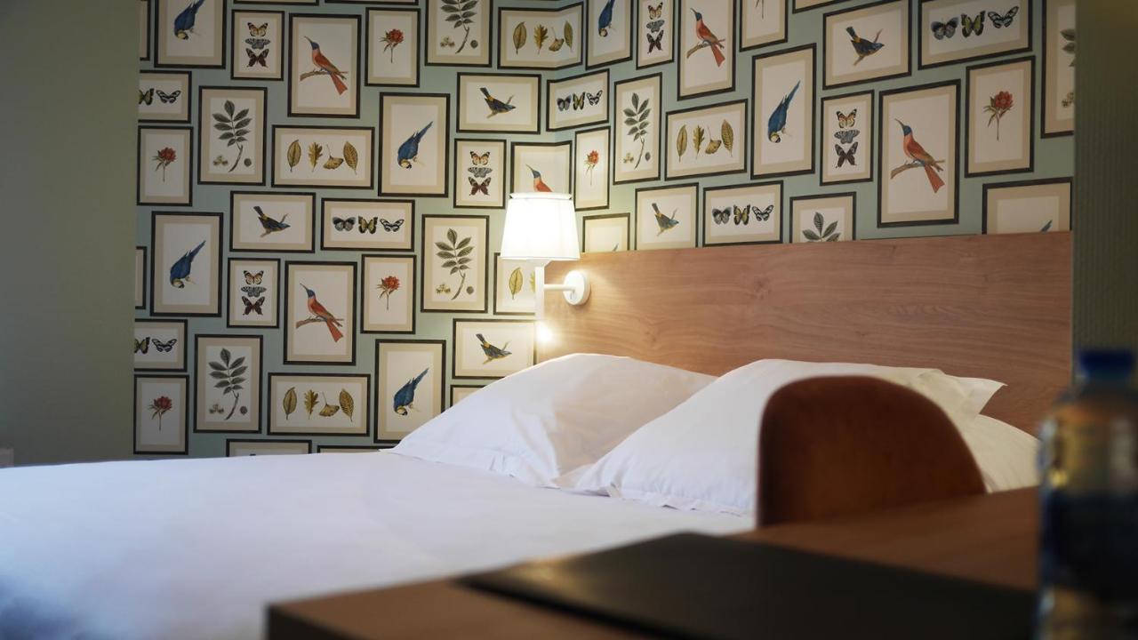 Logis Saint Louis Hotell La Suze-sur-Sarthe Eksteriør bilde